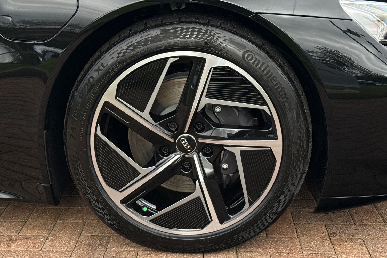 Used Audi e-tron GT 2025 for sale - 76438873: Photo 12