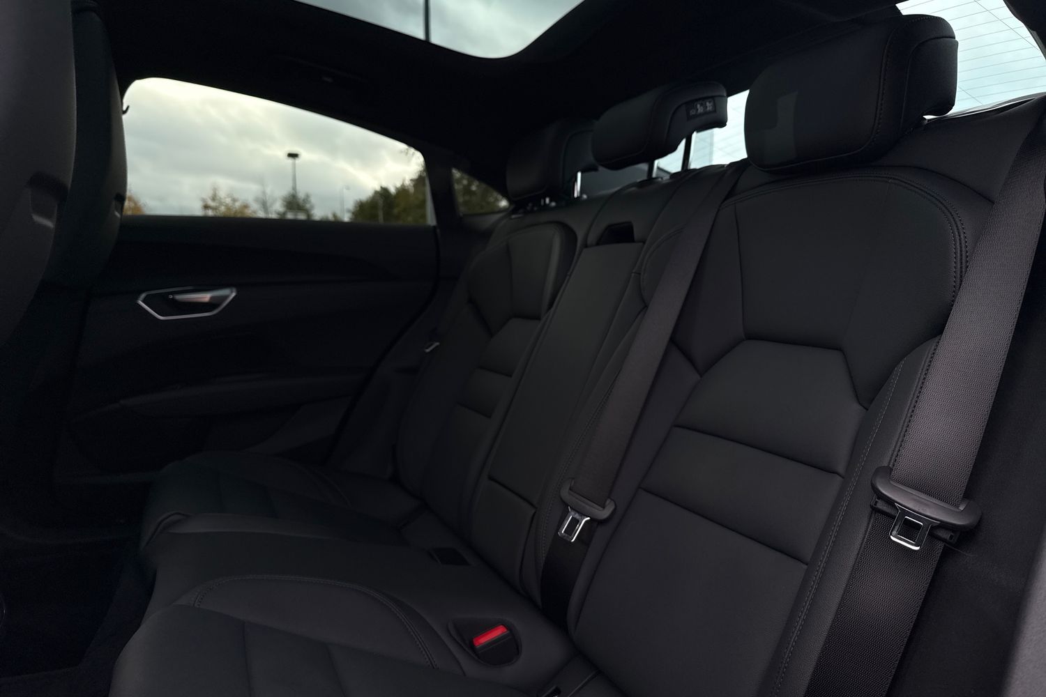 Used Audi e-tron GT 2025 for sale - 76438873: Photo 18