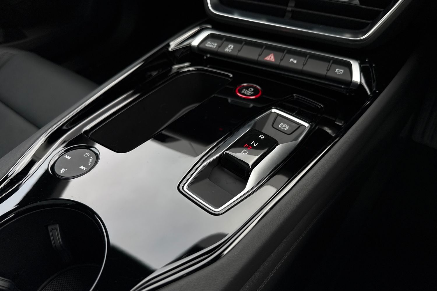 Used Audi e-tron GT 2025 for sale - 76438873: Photo 22