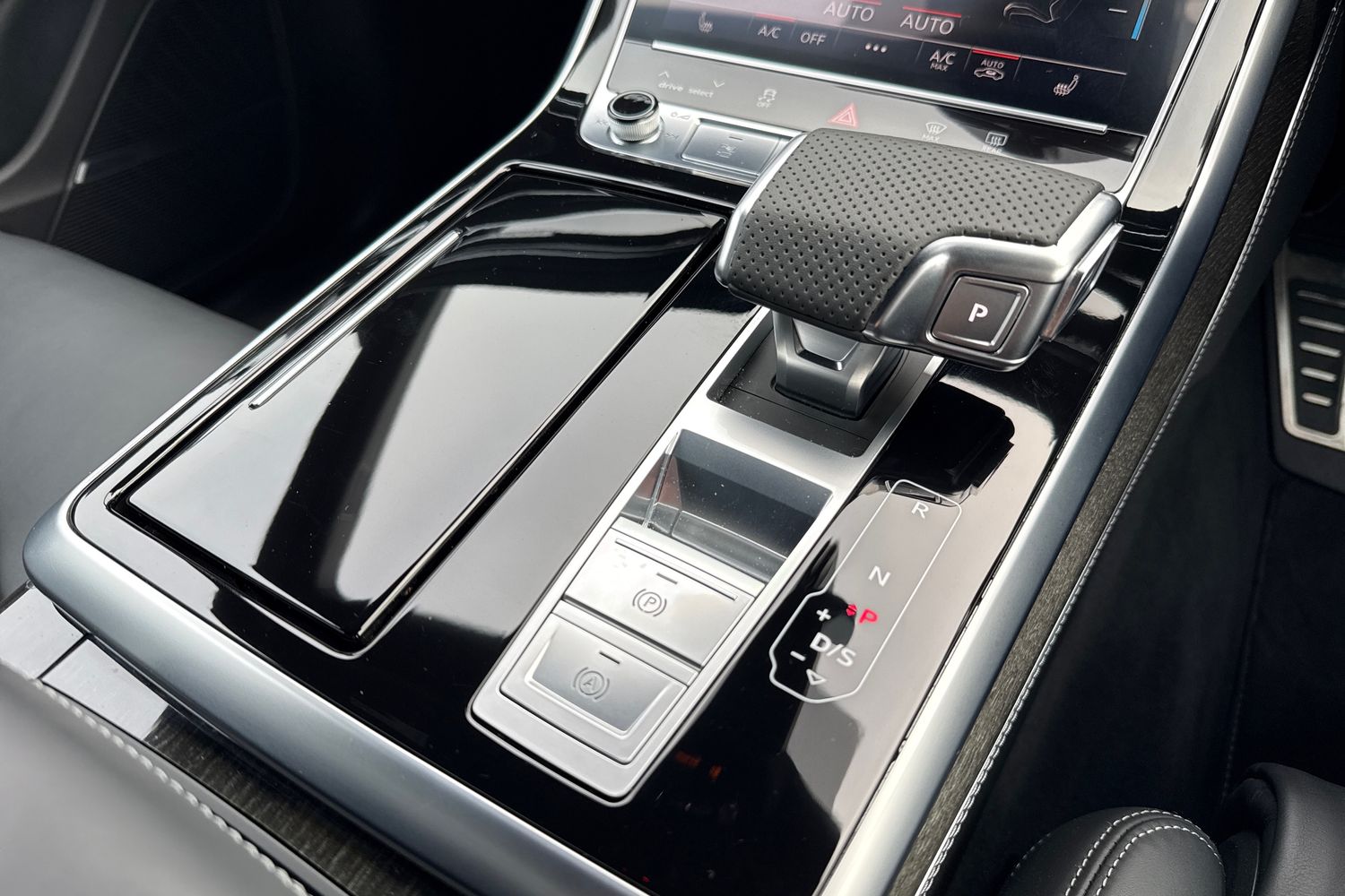 Used Audi Q8 2025 for sale - 77700700: Photo 22