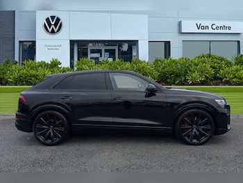 Used Audi Q8 2025 for sale - 77700700: Photo