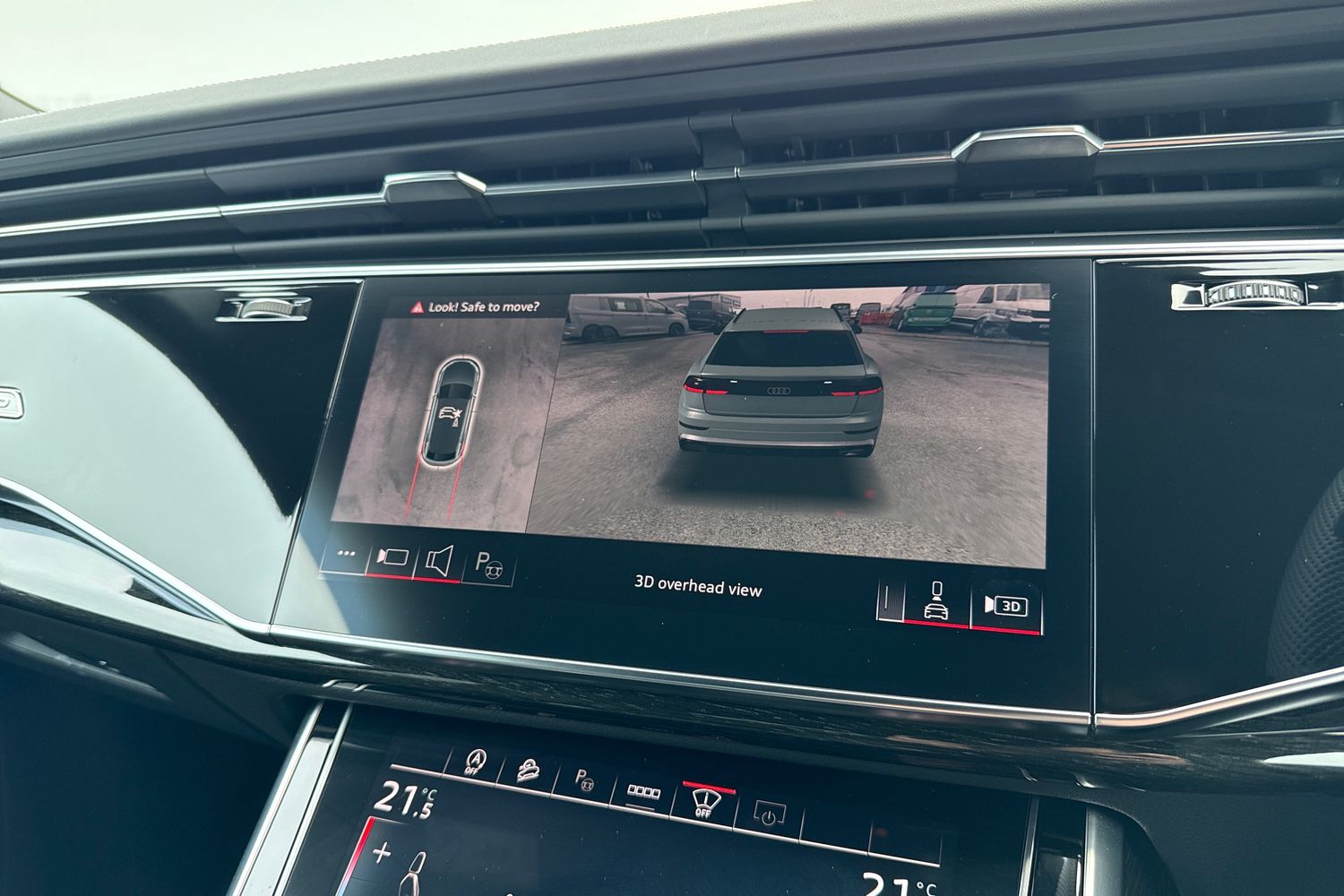 Used Audi Q8 2025 for sale - 77700700: Photo 45