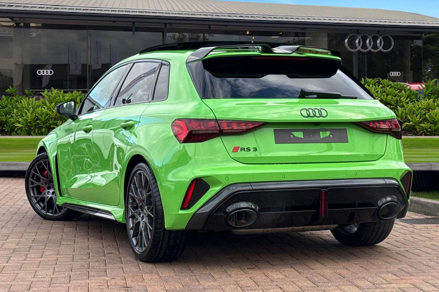 Used Audi RS3 2025 for sale - 76353224: Photo 2