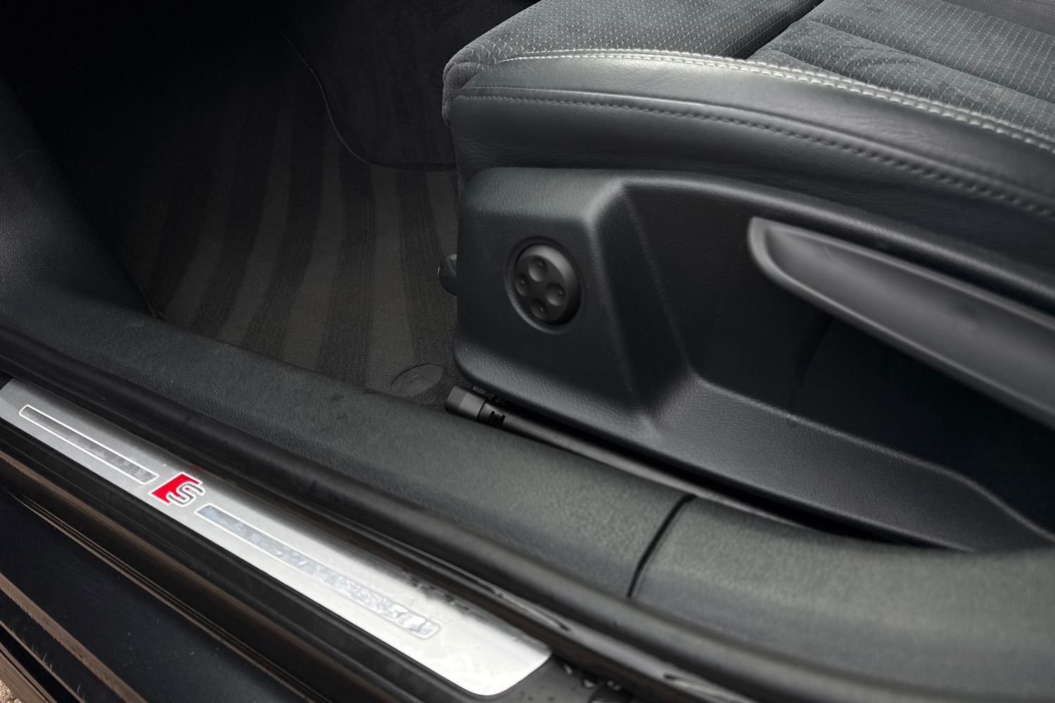 Used Audi A4 2022 for sale - 77733763: Photo 32