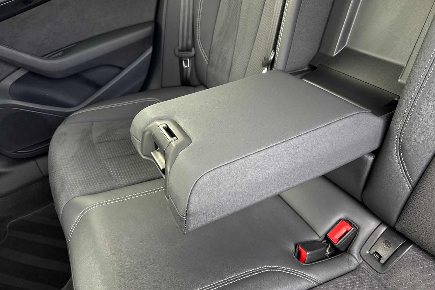 Used Audi A4 2022 for sale - 77733763: Photo 37