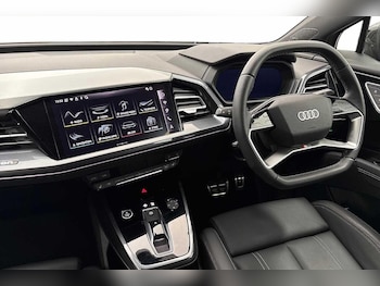 Used Audi Q4 e-tron 2025 for sale - 79458873: Photo