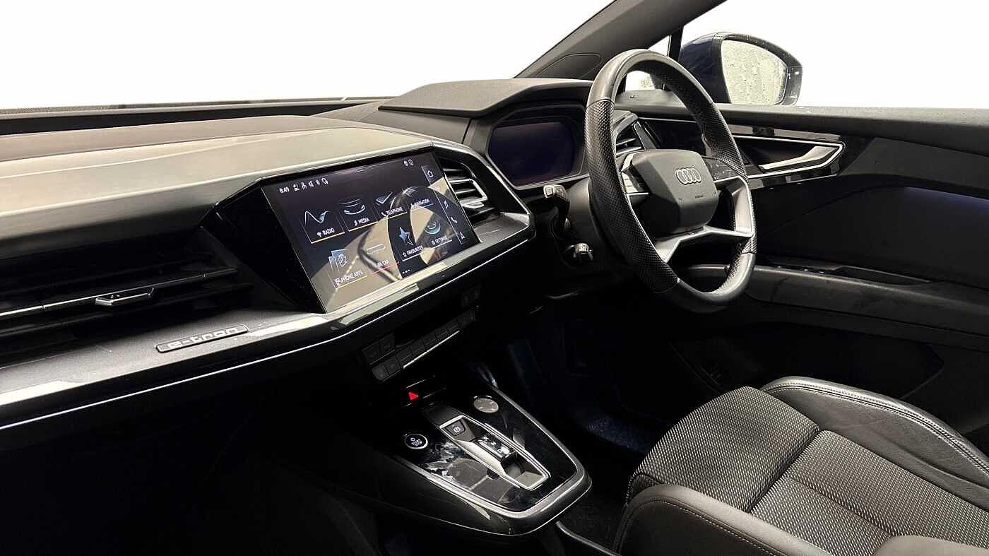 Used Audi Q4 e-tron 2022 for sale - 77834916: Photo 2