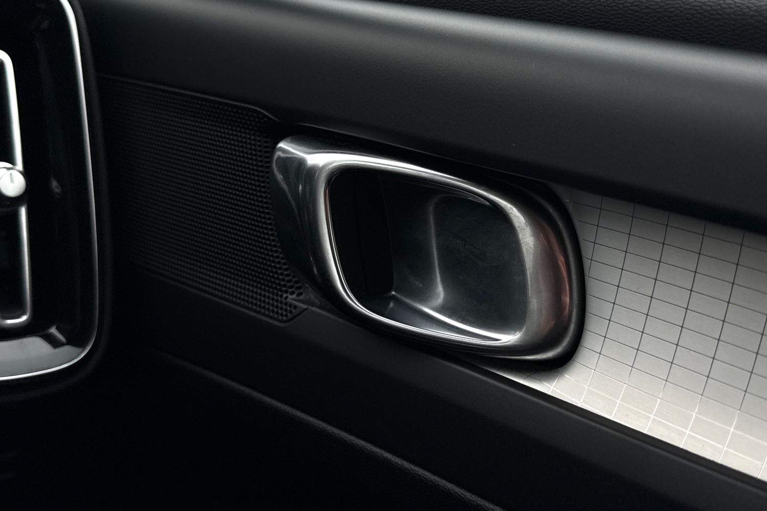 Used Volvo XC40 2021 for sale - 77334300: Photo 21