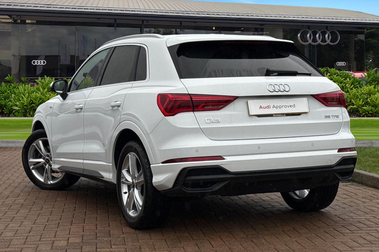 Used Audi Q3 2024 for sale - 77275362: Photo 2