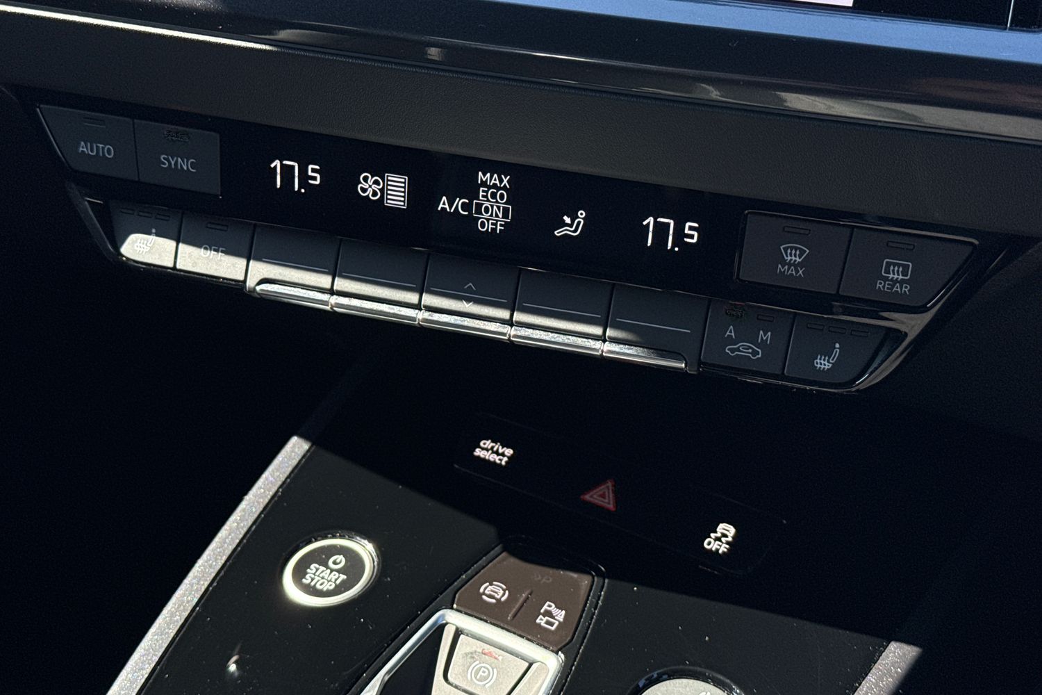 Used Audi Q4 e-tron 2024 for sale - 75945640: Photo 21