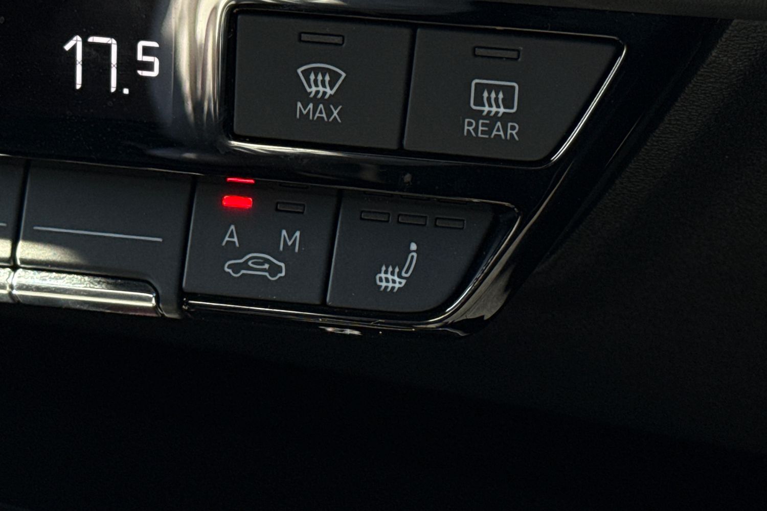 Used Audi Q4 e-tron 2024 for sale - 75945640: Photo 44