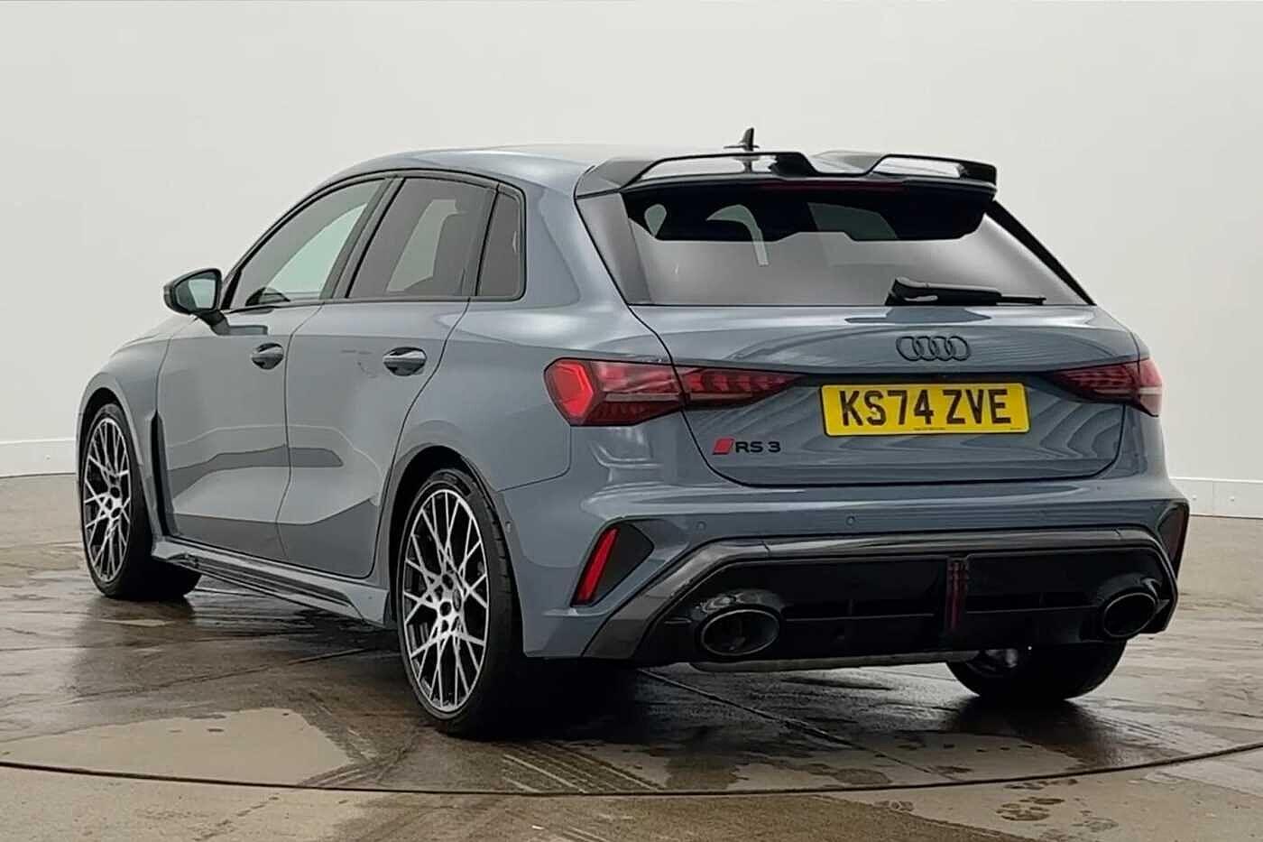 Used Audi RS3 2025 for sale - 77187532: Photo 3