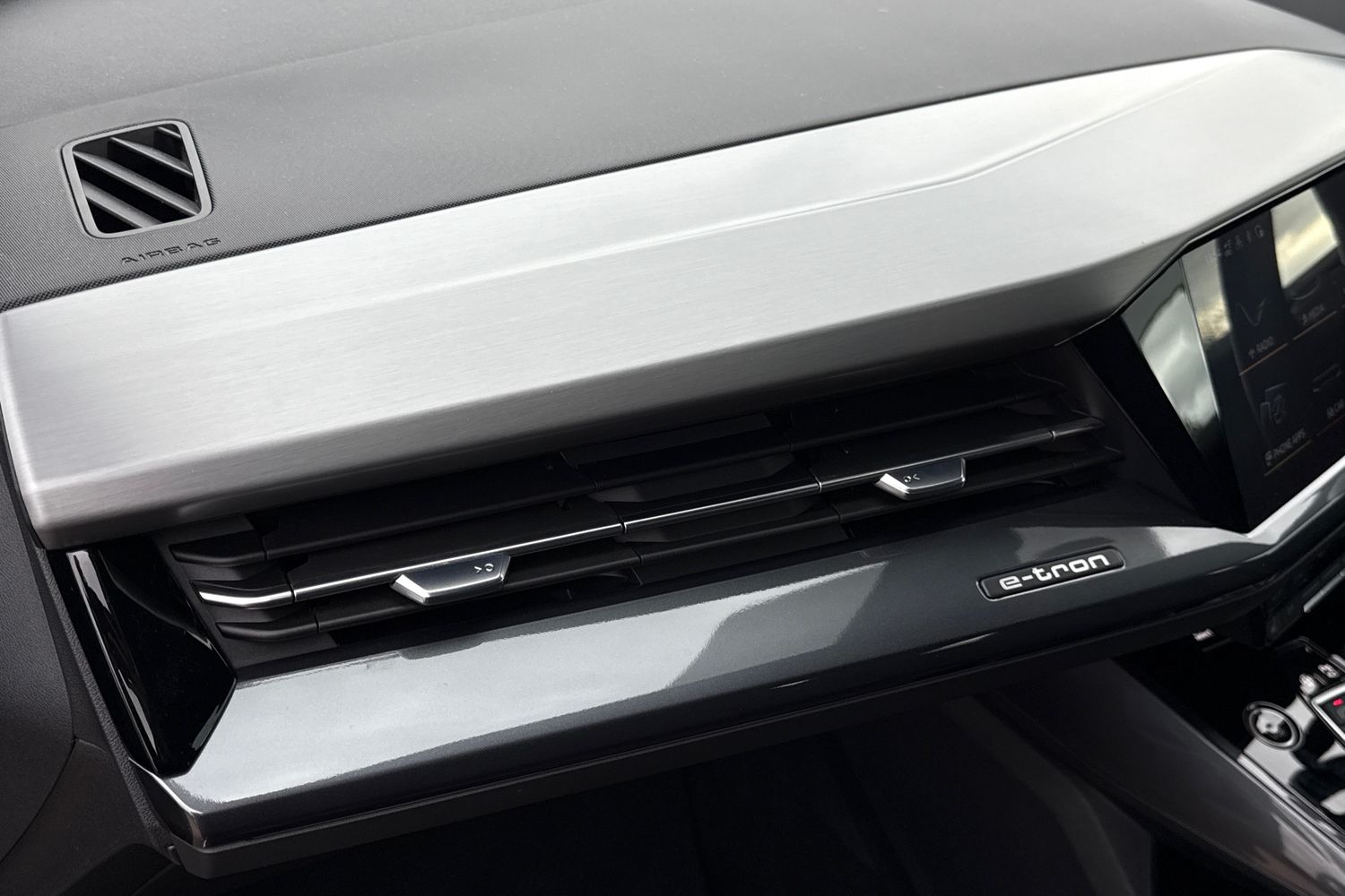 Used Audi Q4 e-tron 2024 for sale - 76197669: Photo 34