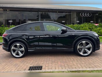 Used Audi Q4 e-tron 2024 for sale - 76197669: Photo 3