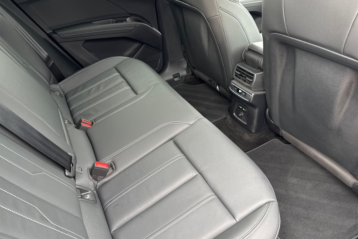 Used Audi Q4 e-tron 2024 for sale - 76197669: Photo 43