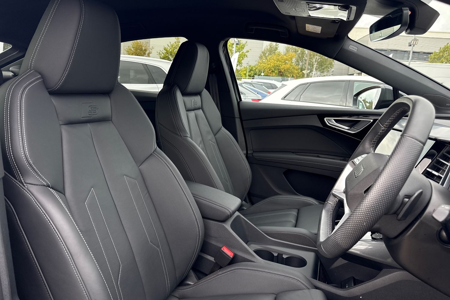 Used Audi Q4 e-tron 2024 for sale - 76197669: Photo 46
