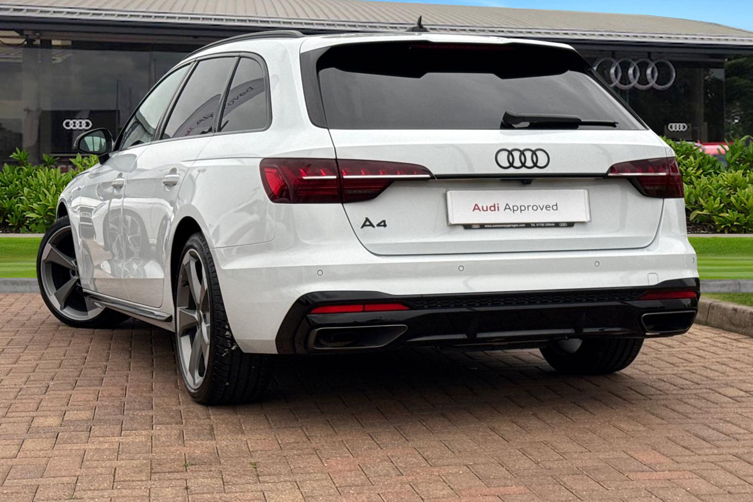 Used Audi A4 Avant 2024 for sale - 76232539: Photo 2