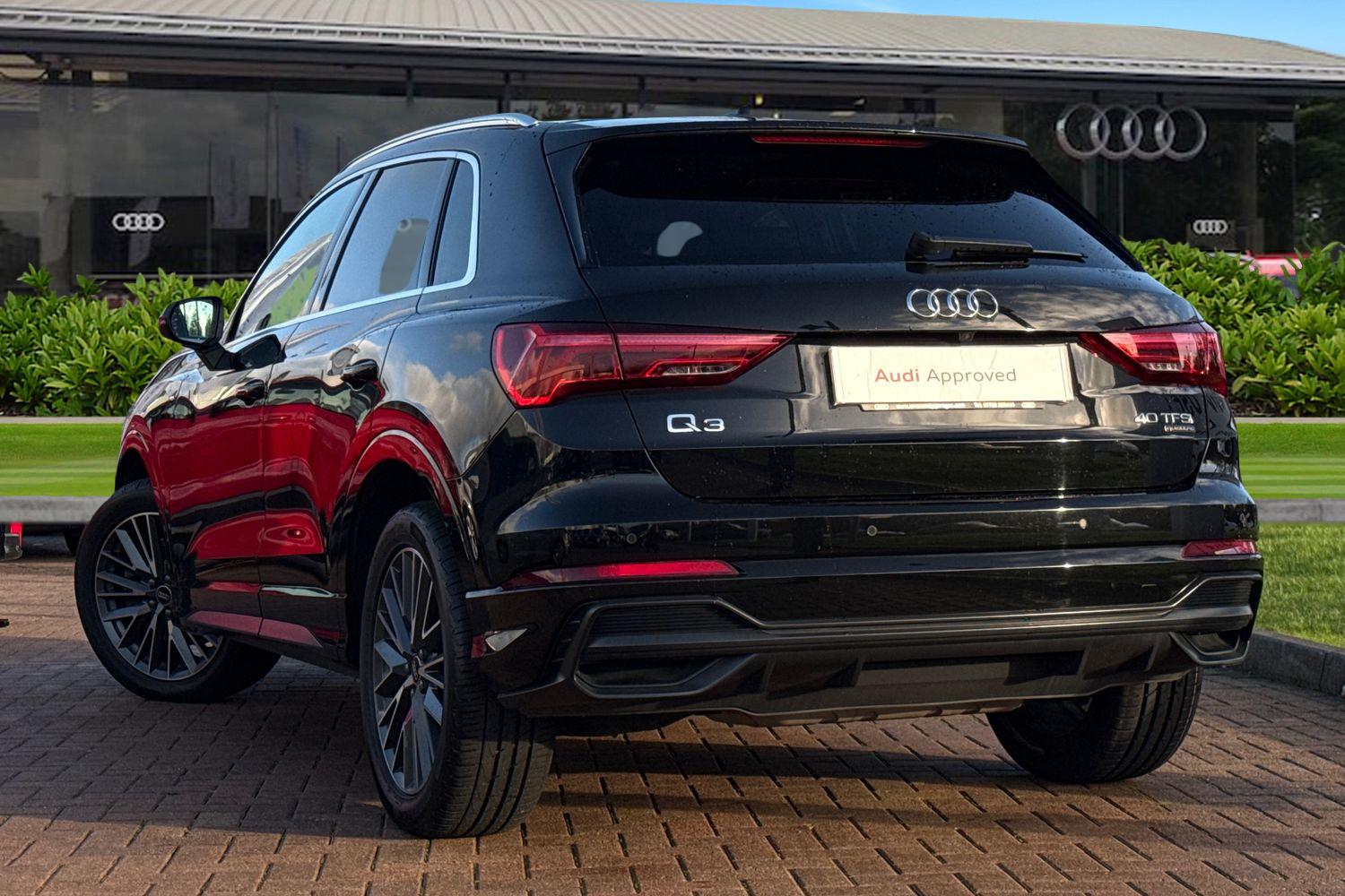 Used Audi Q3 2022 for sale - 76902555: Photo 2