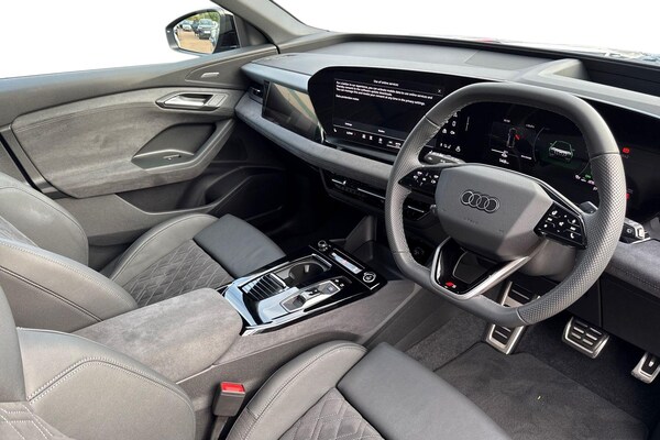 Used Audi Q6 e-tron 2025 for sale - 76274743: Photo 14