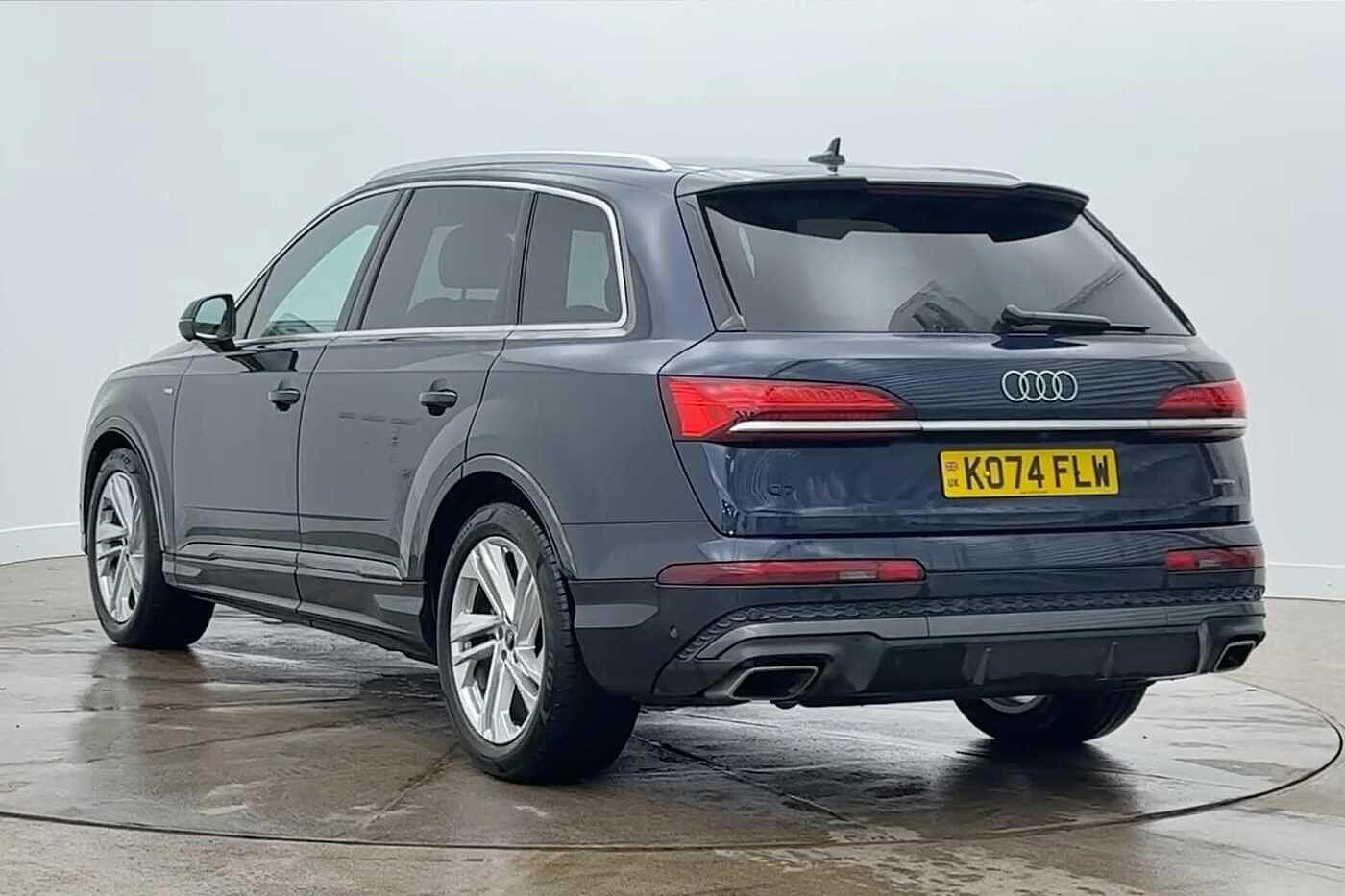 Used Audi Q7 2025 for sale - 77187529: Photo 3