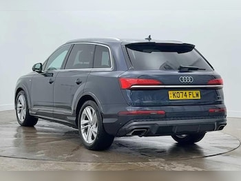 Used Audi Q7 2025 for sale - 77187529: Photo