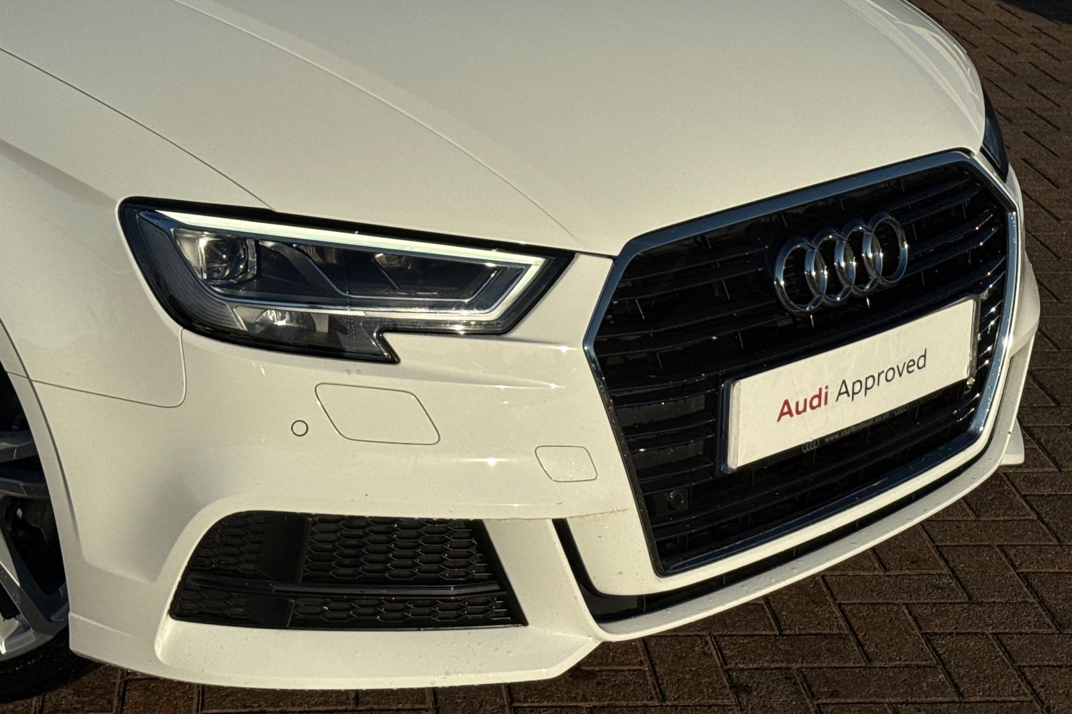 Used Audi A3 Cabriolet 2018 for sale - 76711782: Photo 8