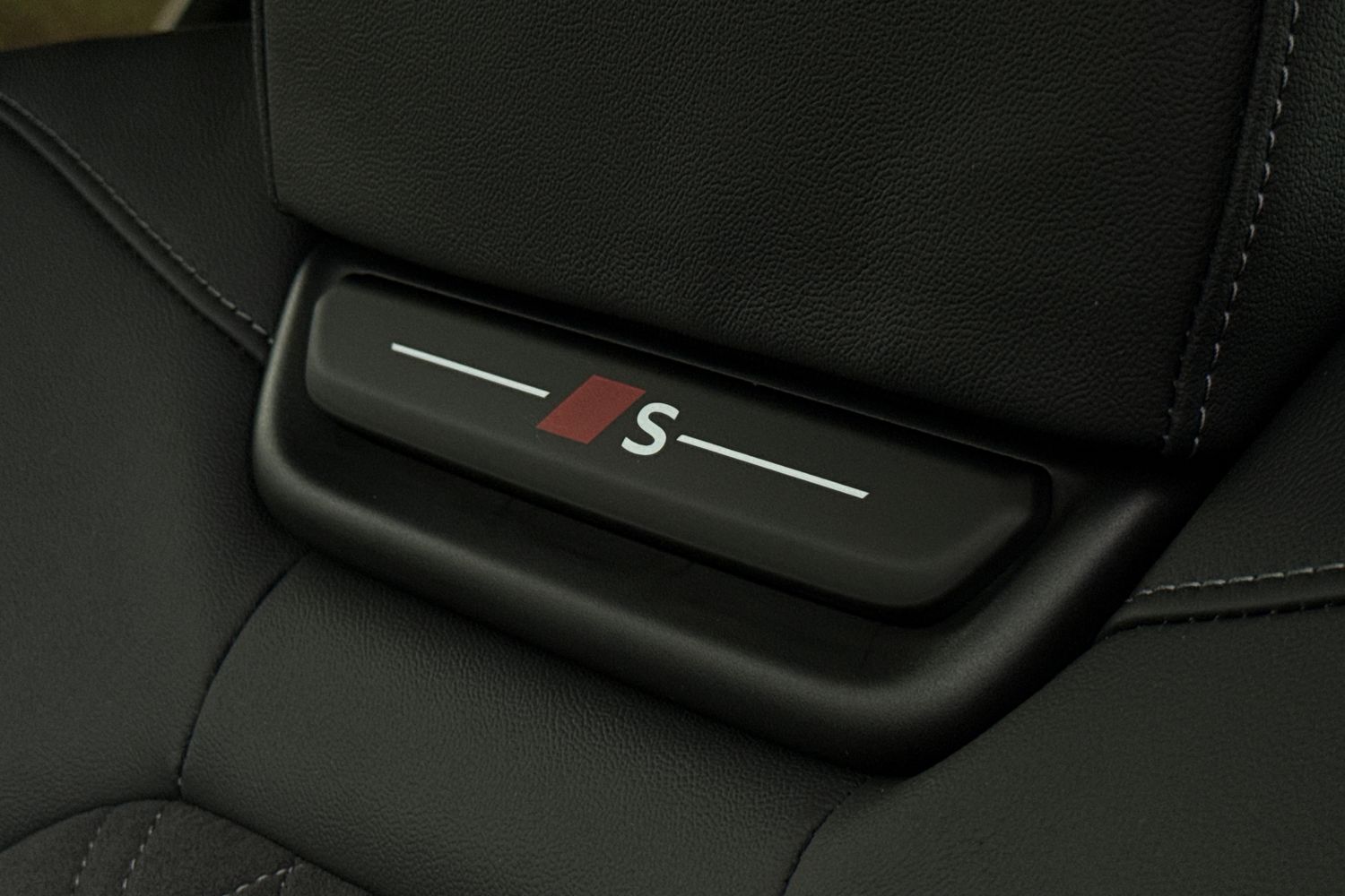 Used Audi Q6 e-tron 2025 for sale - 77239983: Photo 32