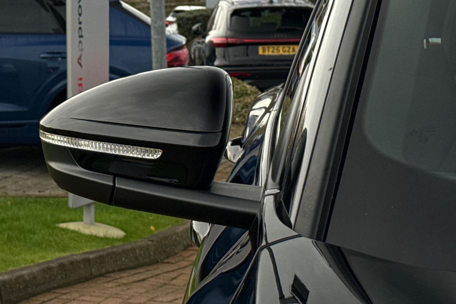 Used Audi Q6 e-tron 2025 for sale - 77239983: Photo 53