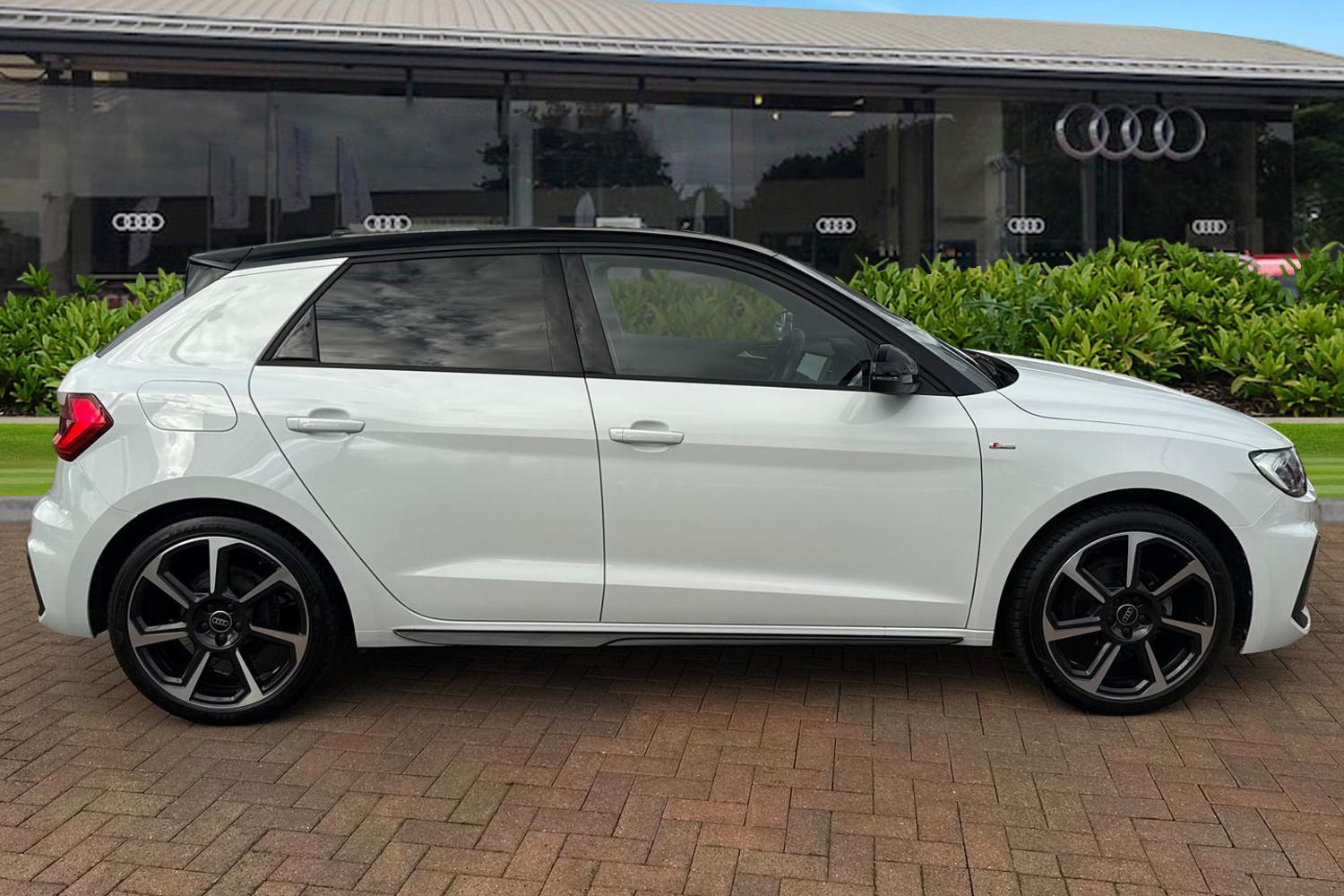 Used Audi A1 2023 for sale - 76334423: Photo 3