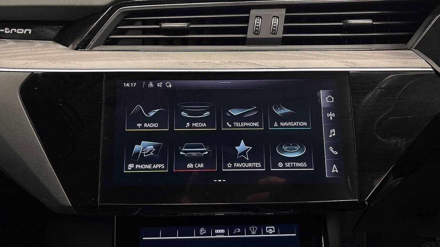 Used Audi e-tron 2022 for sale - 77834849: Photo 9