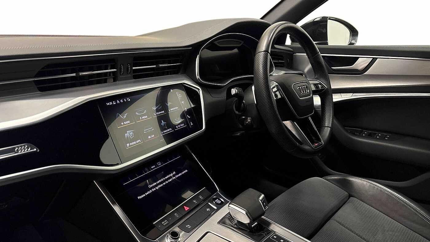 Used Audi A6 Saloon 2021 for sale - 77139008: Photo 2