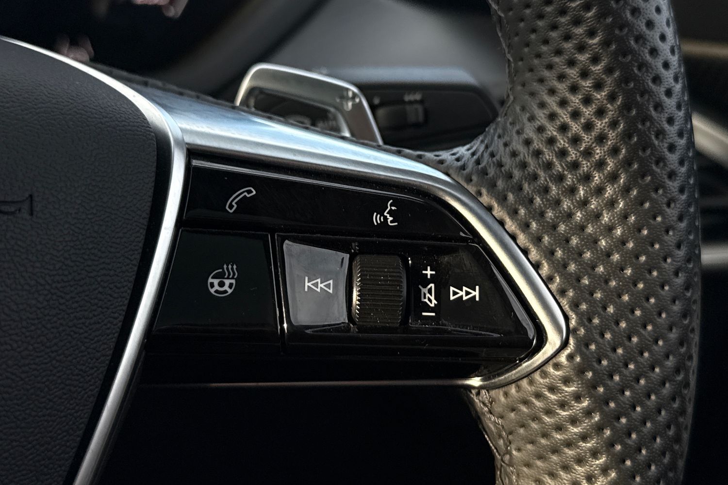 Used Audi e-tron GT 2023 for sale - 77080058: Photo 39