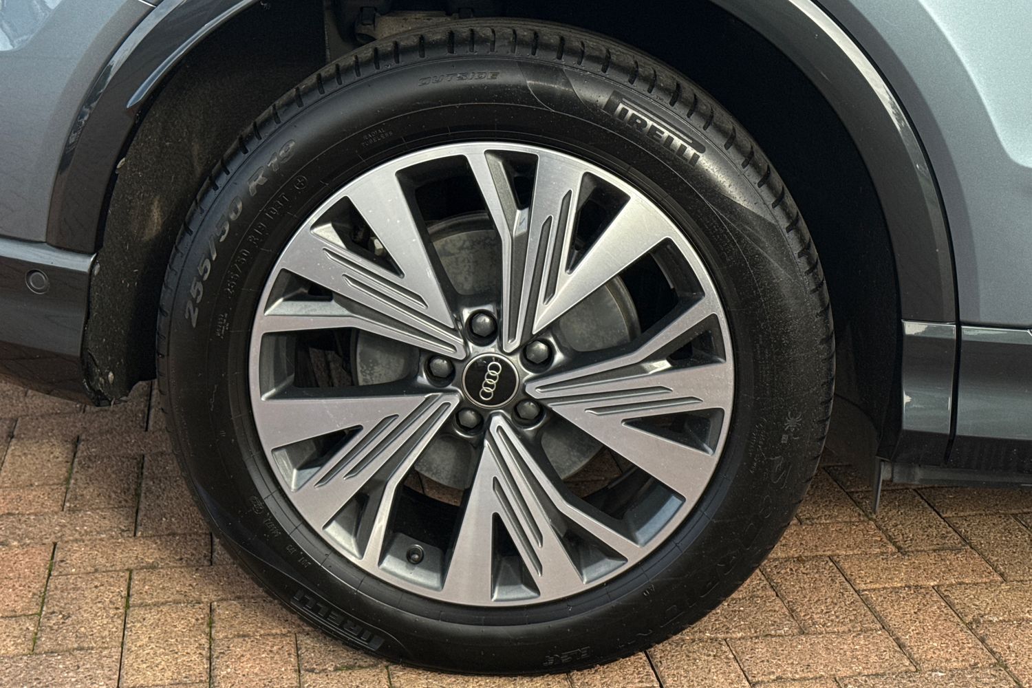 Used Audi Q4 e-tron 2023 for sale - 76461000: Photo 10