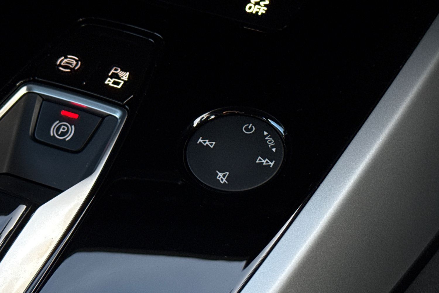 Used Audi Q4 e-tron 2023 for sale - 76461000: Photo 42