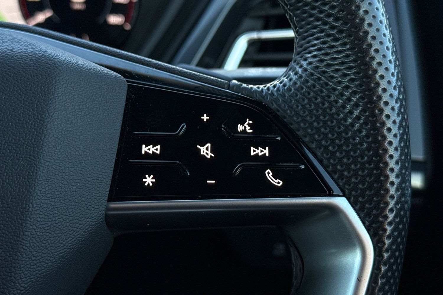 Used Audi Q4 e-tron 2024 for sale - 76705467: Photo 34