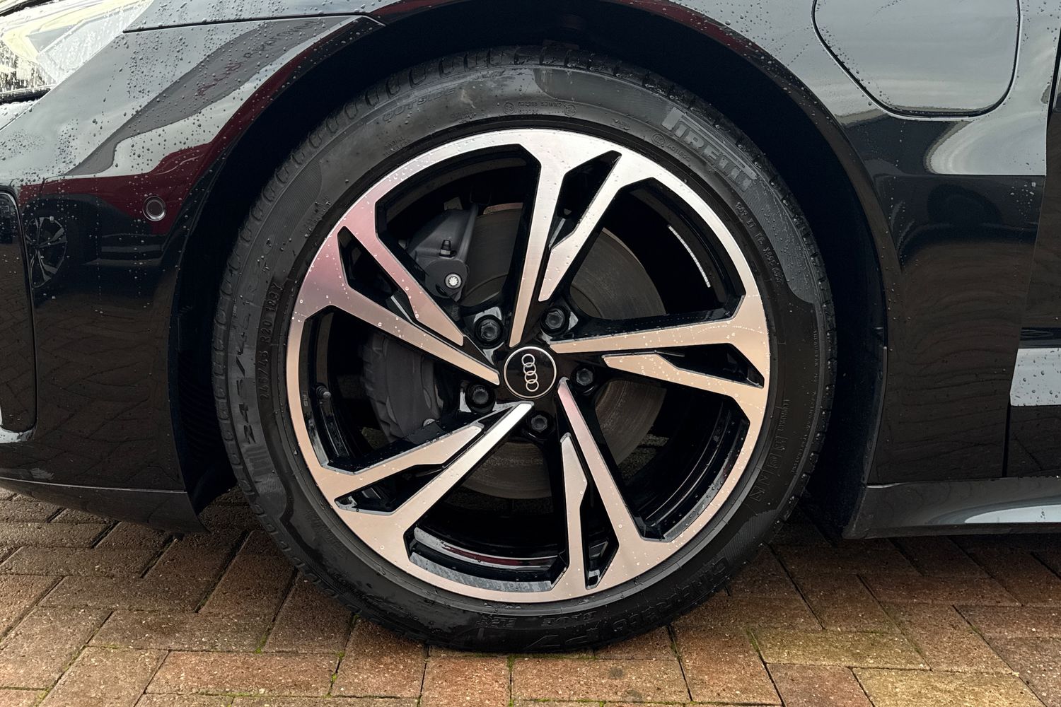 Used Audi e-tron 2023 for sale - 76836339: Photo 12