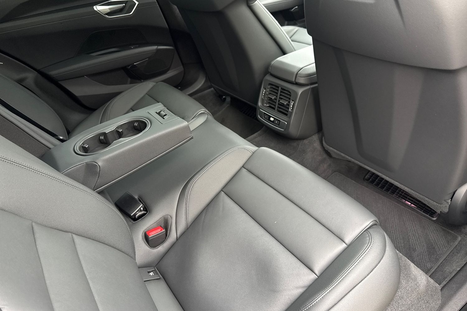 Used Audi e-tron 2023 for sale - 76836339: Photo 41