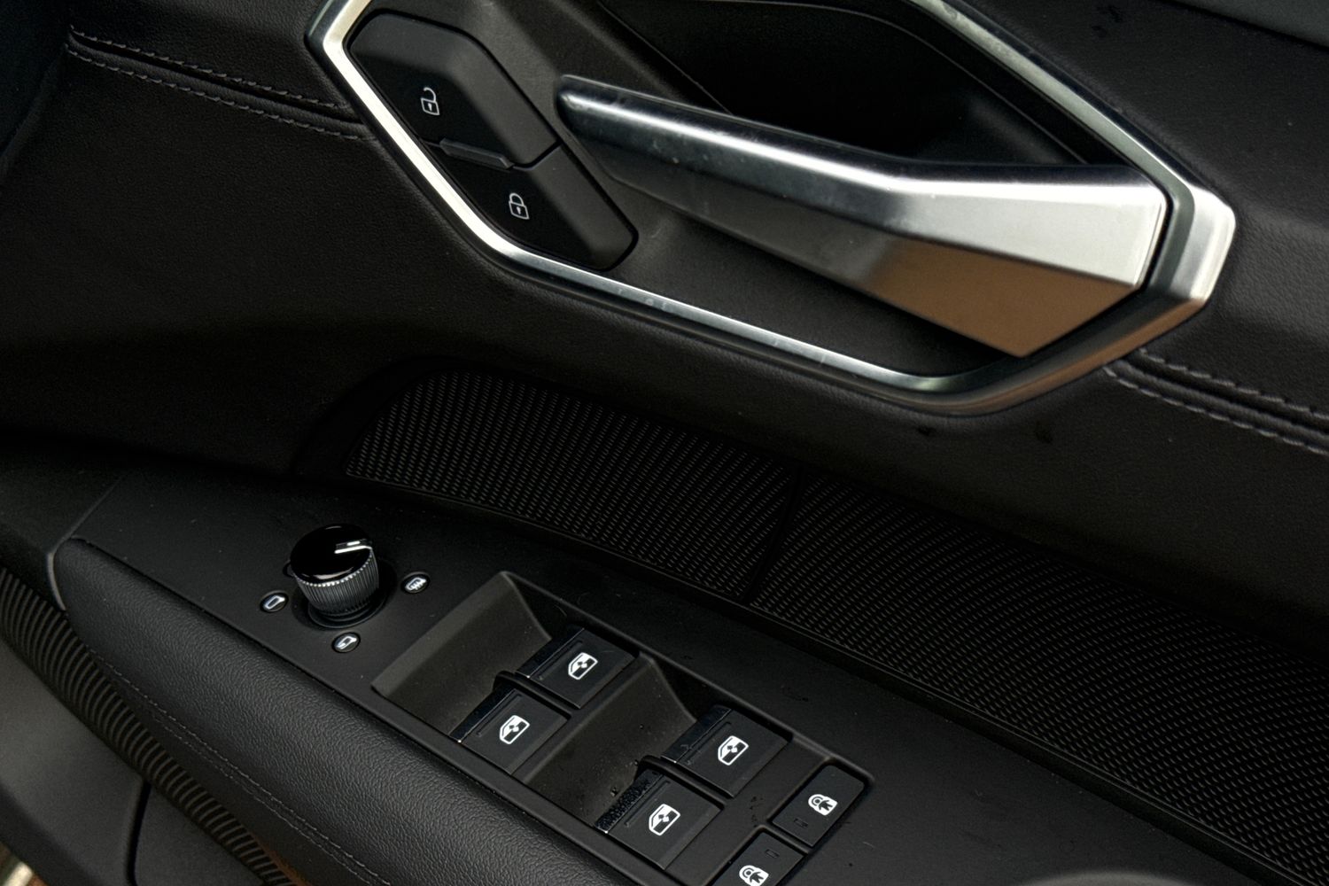 Used Audi e-tron 2023 for sale - 76836339: Photo 43