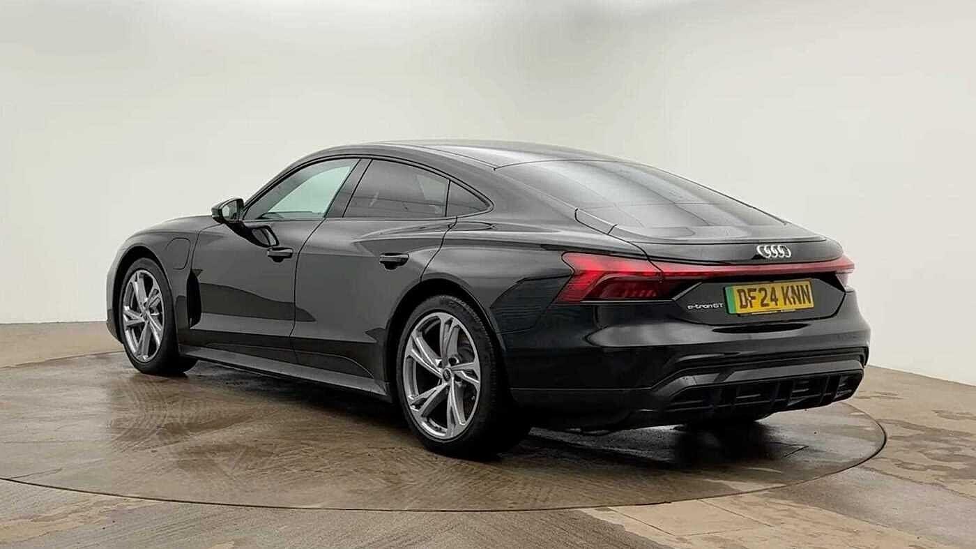 Used Audi e-tron GT 2024 for sale - 77236059: Photo 3