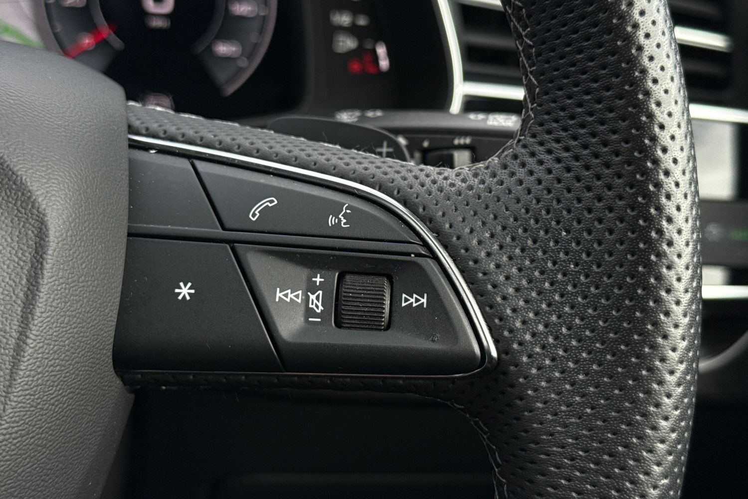 Used Audi Q7 2023 for sale - 77527263: Photo 39