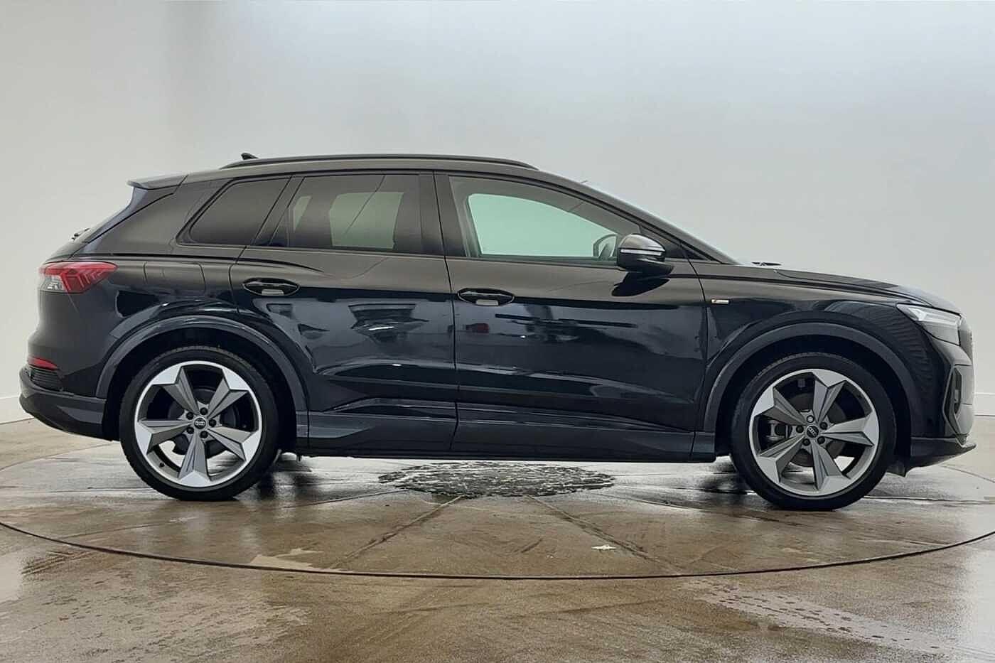 Used Audi Q4 e-tron 2024 for sale - 76909373: Photo 4
