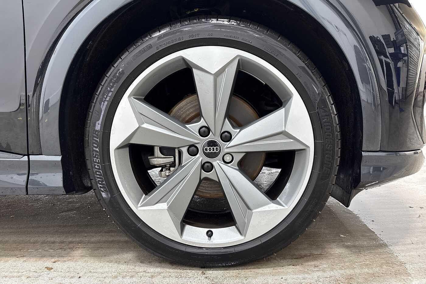 Used Audi Q4 e-tron 2024 for sale - 76909373: Photo 5