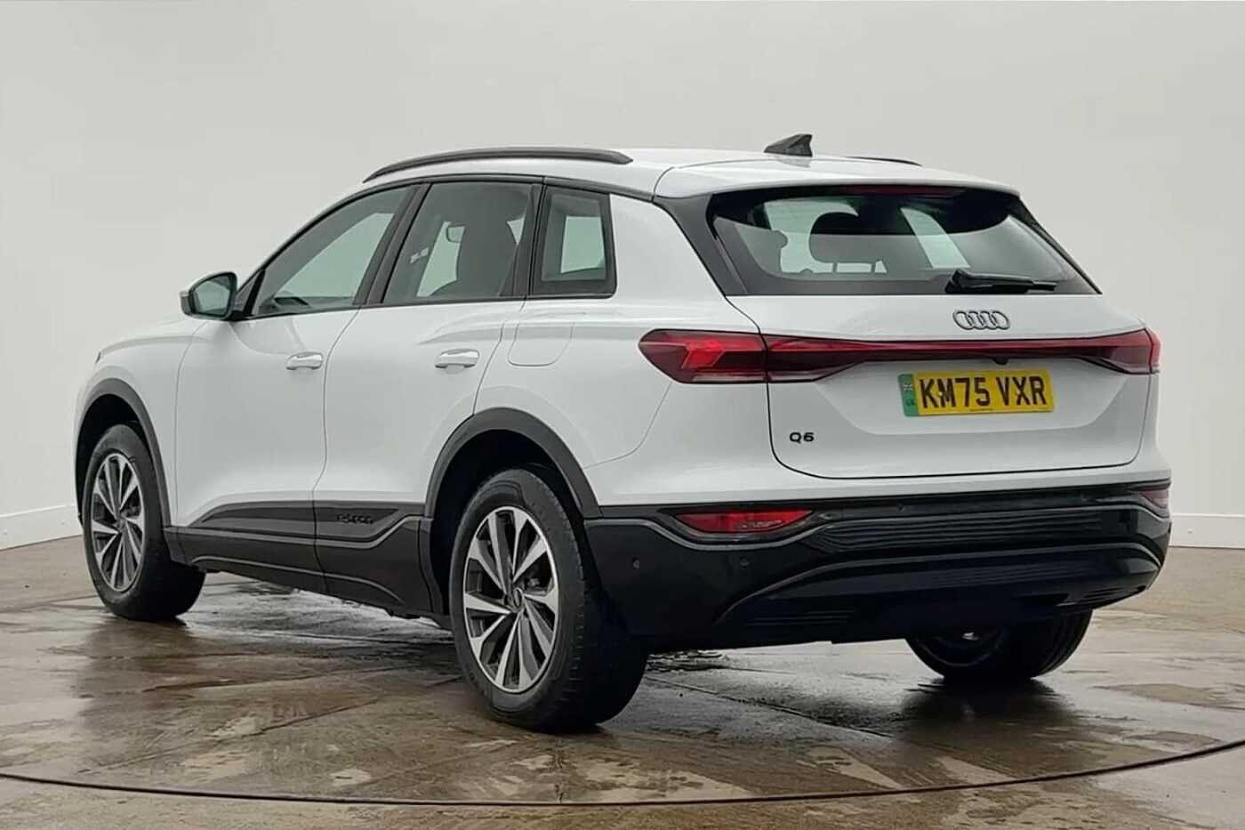 Used Audi Q6 e-tron 2025 for sale - 77546553: Photo 3