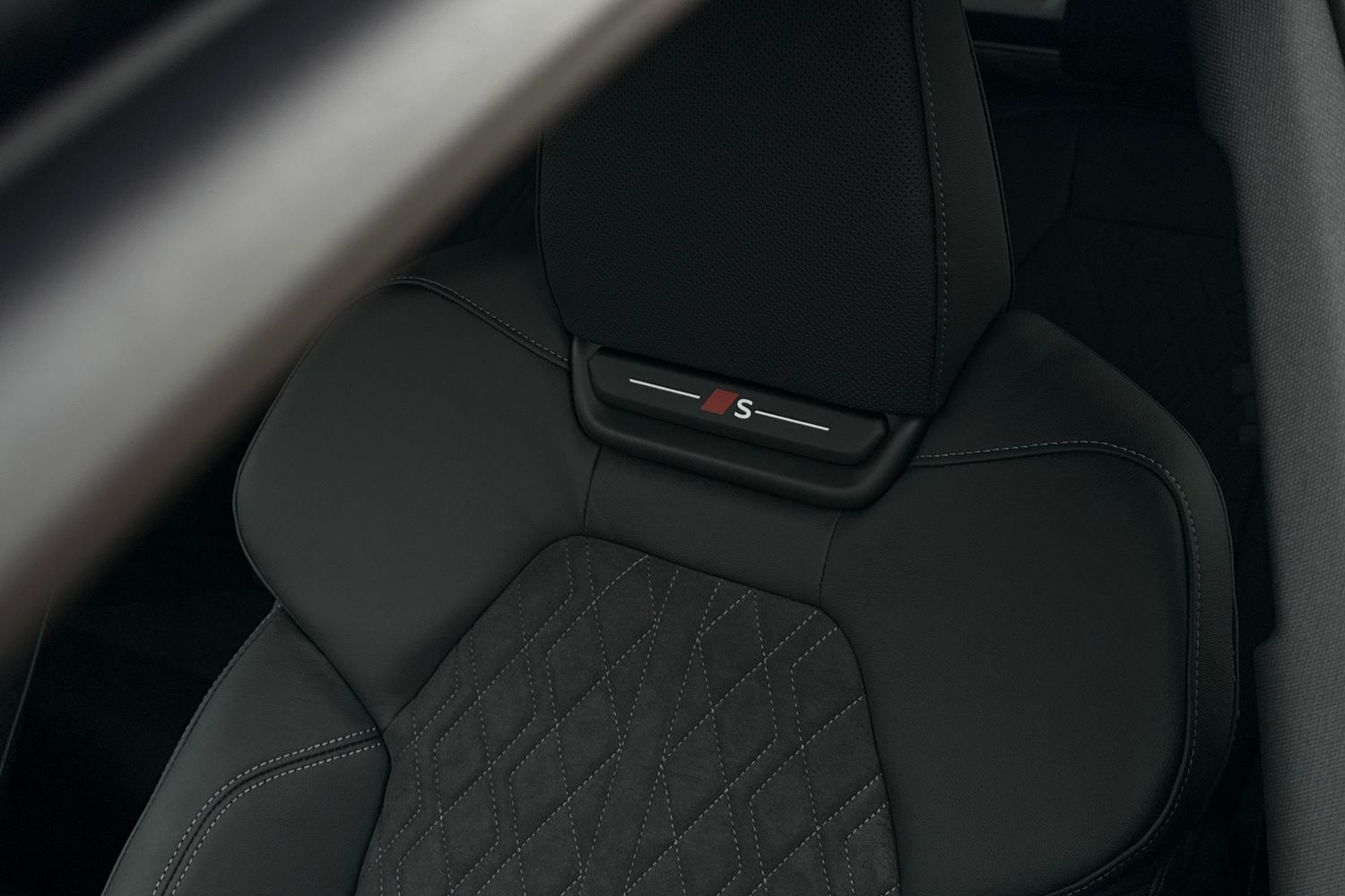 Used Audi Q6 e-tron 2025 for sale - 76654332: Photo 30