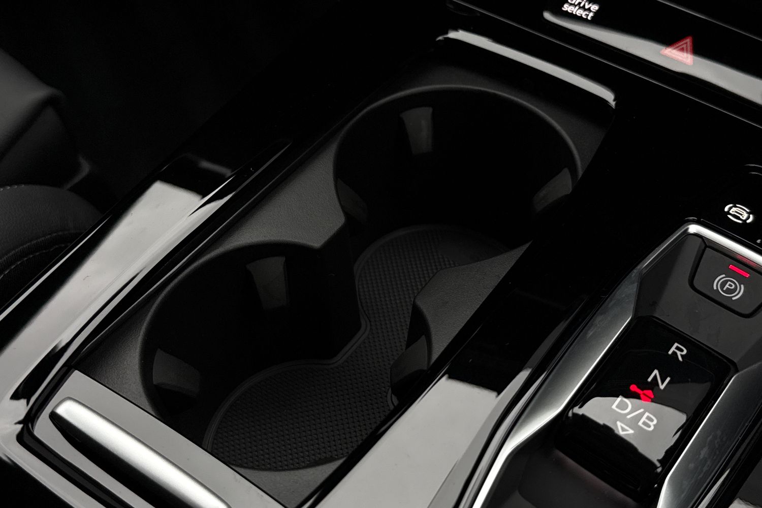 Used Audi Q6 e-tron 2025 for sale - 76654332: Photo 44