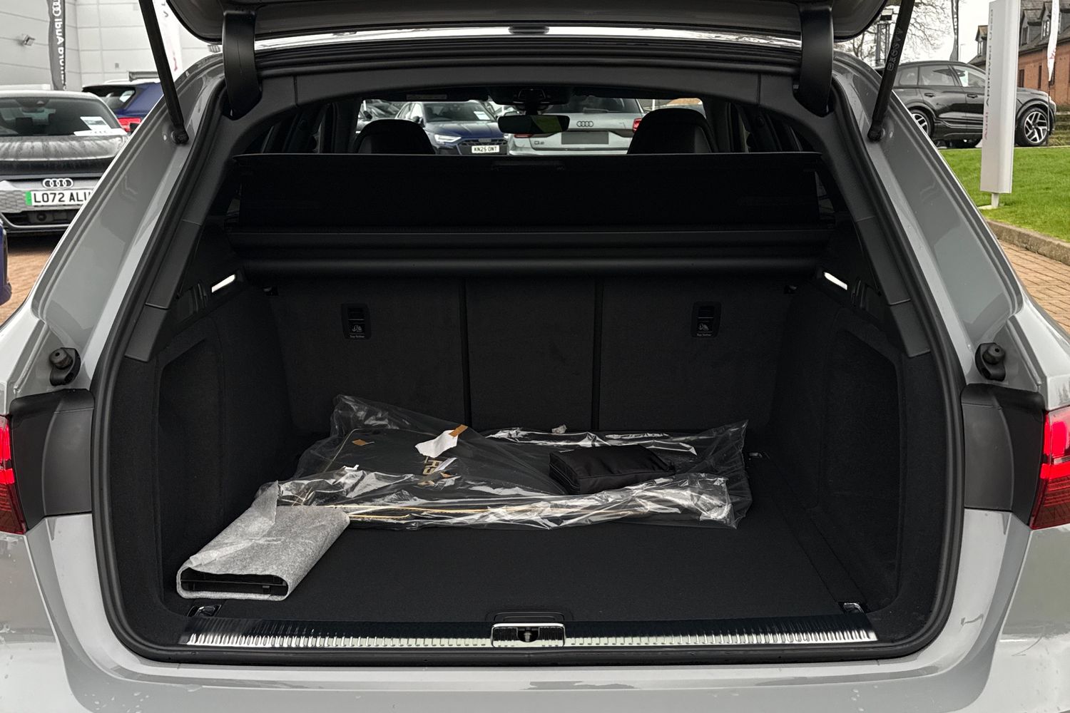 Used Audi RS4 2025 for sale - 77394137: Photo 6