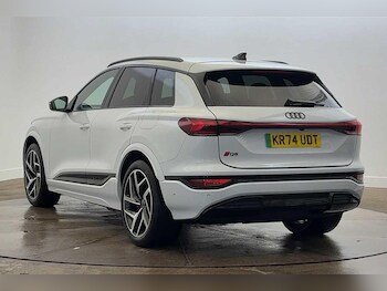 Used Audi Q6 e-tron 2024 for sale - 76641759: Photo