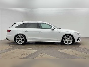 Used Audi A4 2023 for sale - 77520309: Photo