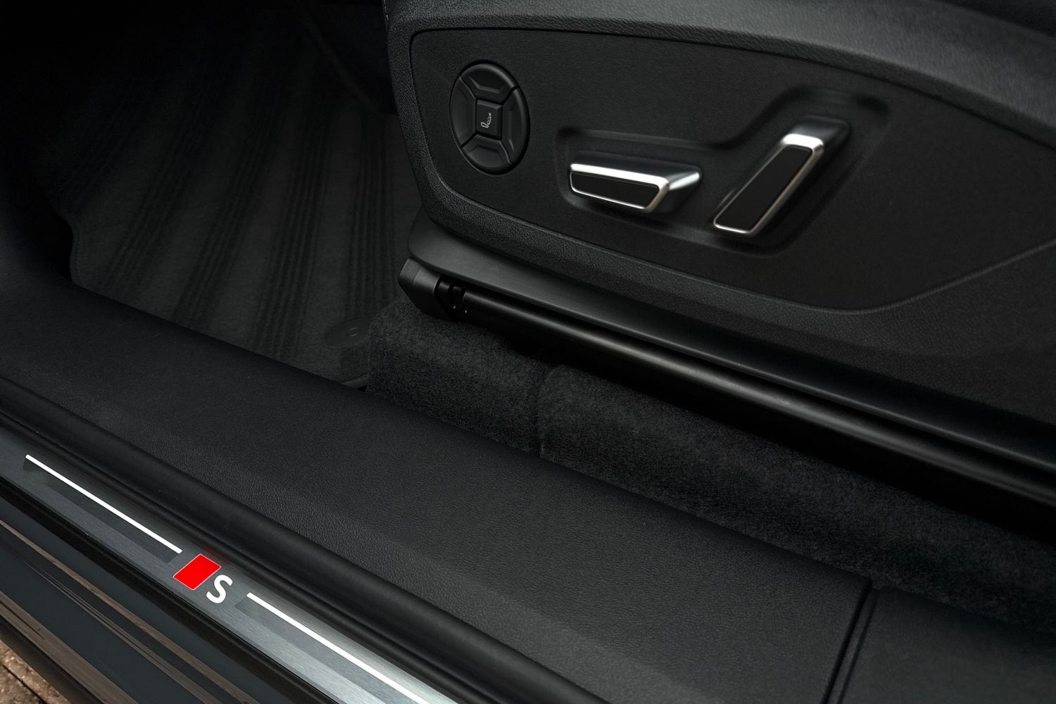 Used Audi Q6 e-tron 2025 for sale - 76171116: Photo 31