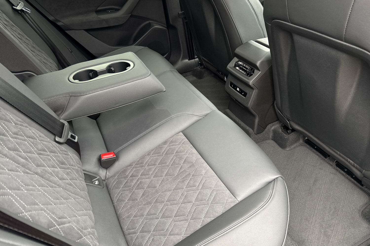 Used Audi Q6 e-tron 2025 for sale - 76171116: Photo 43